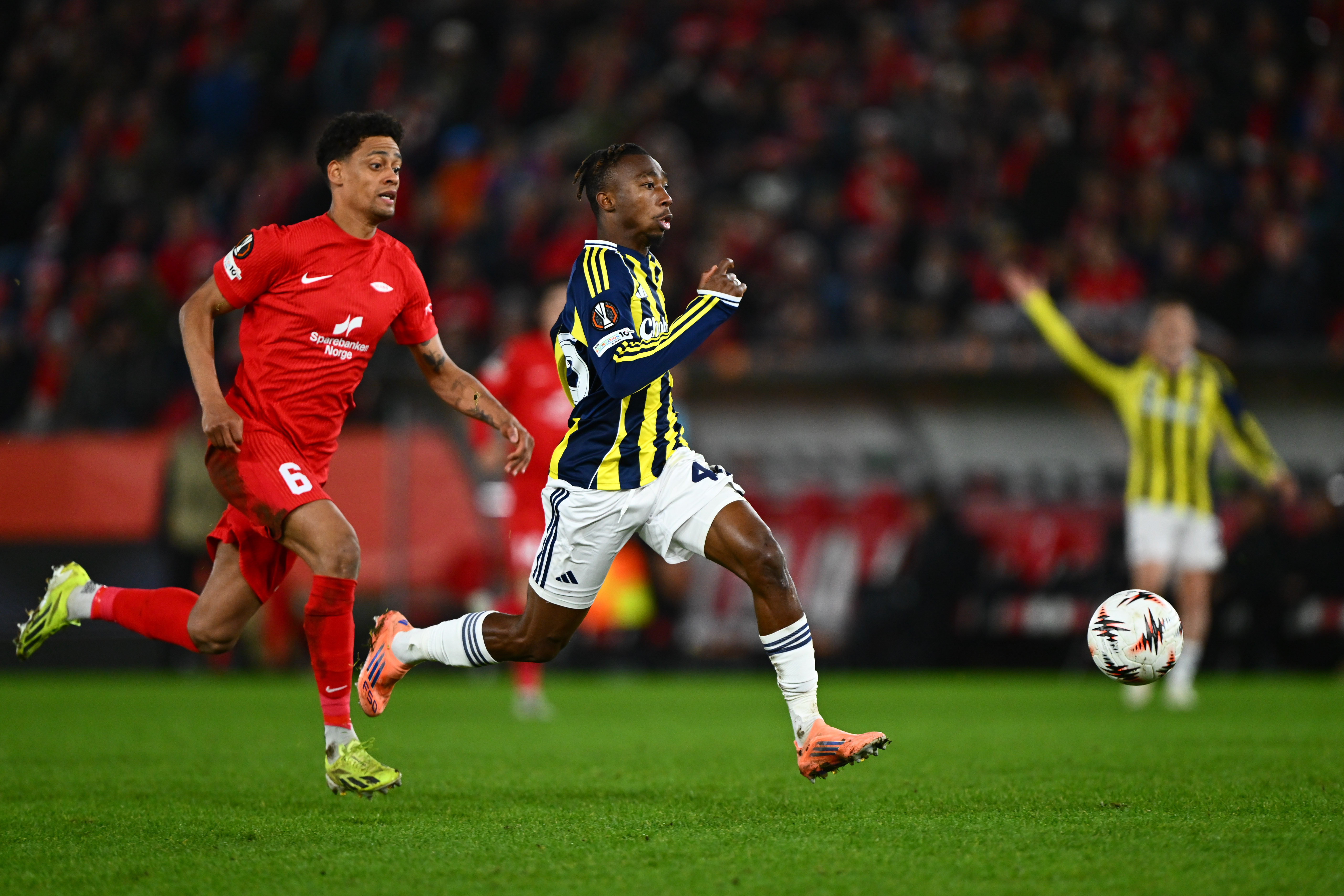 Dorgeles Nene, 2. kez Brann'a karşı rakip oldu