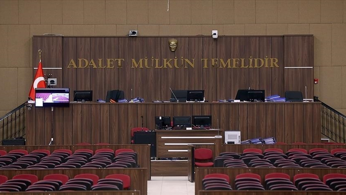 İmamoğlu'nun yargı görevini etkileme davasında üçüncü duruşma