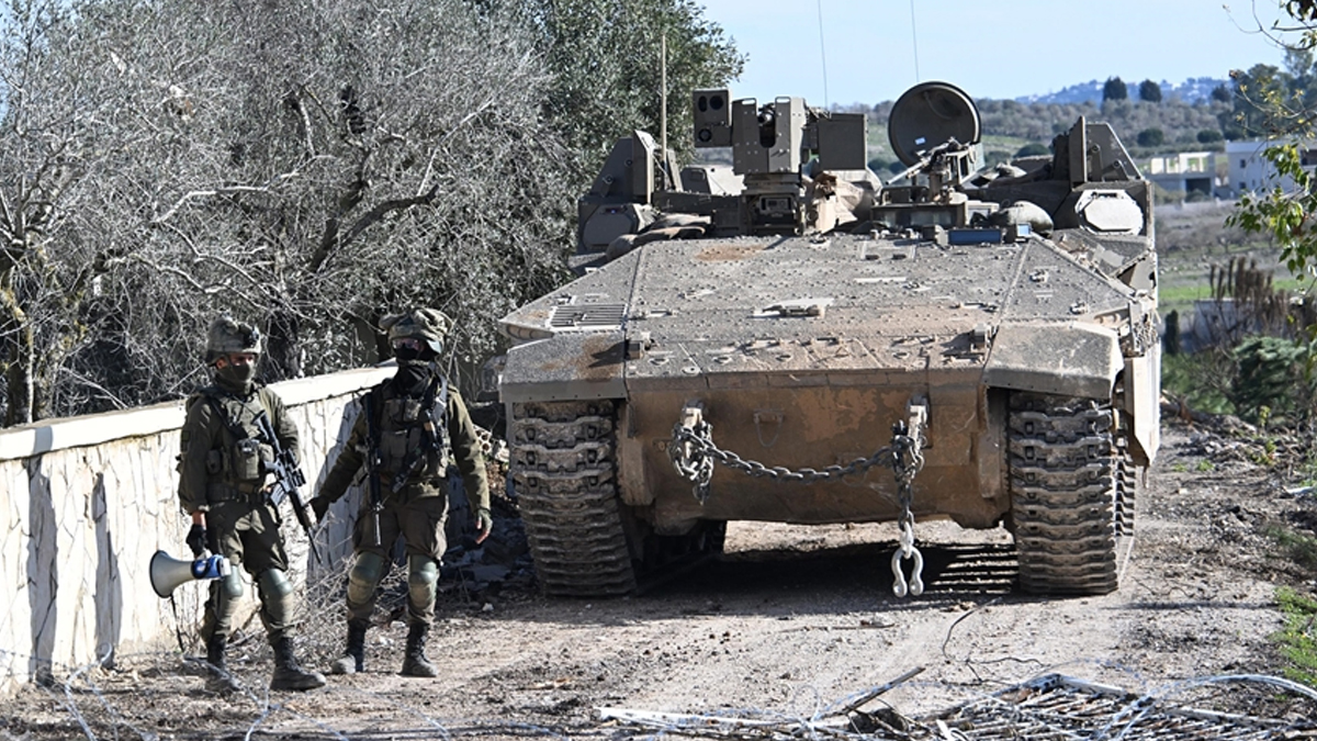 İşgalci İsrail frenledi: UNIFIL uyardı Lübnan sahaya çıktı