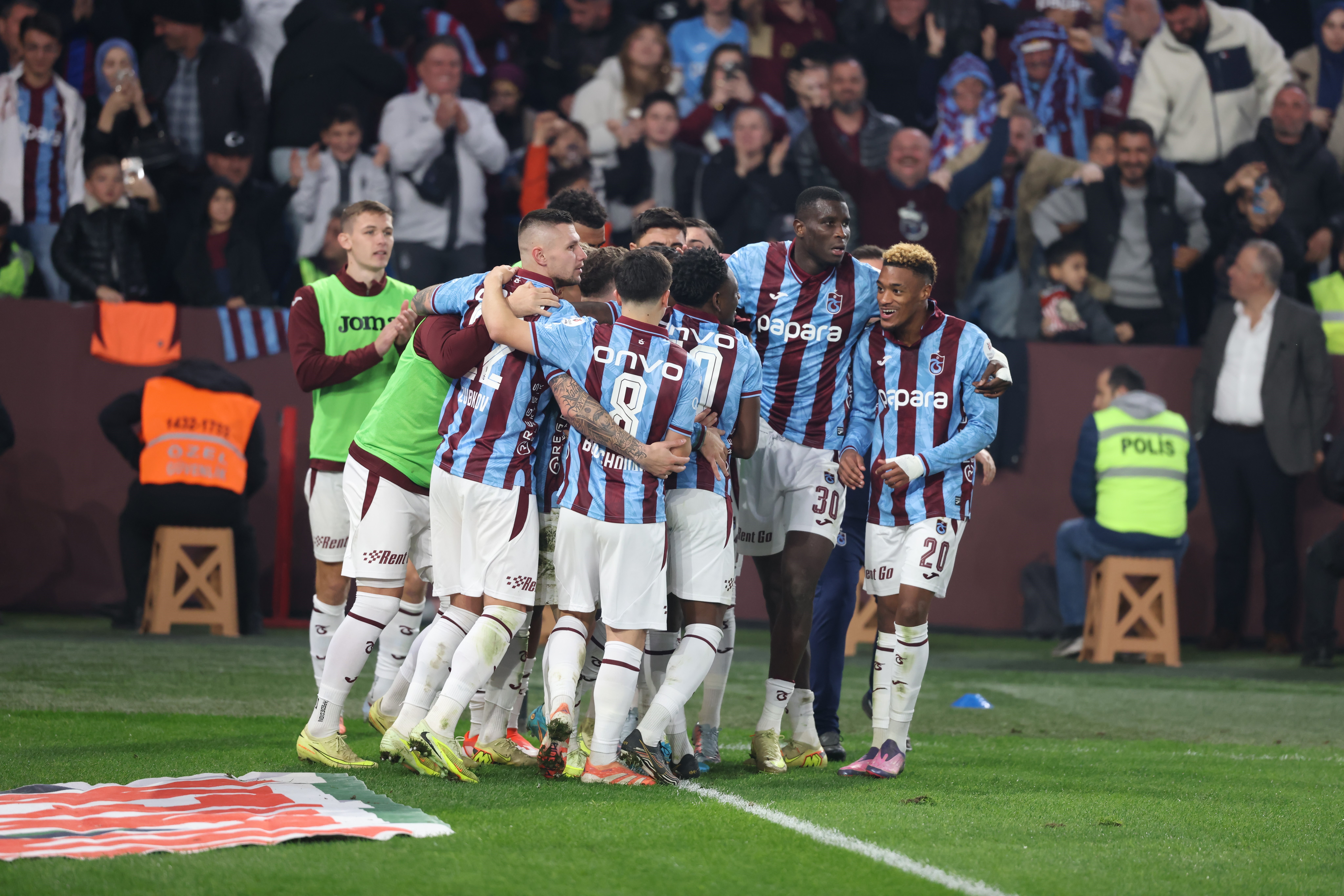 Trabzonspor evinde Beşiktaş ile karşılaşacak