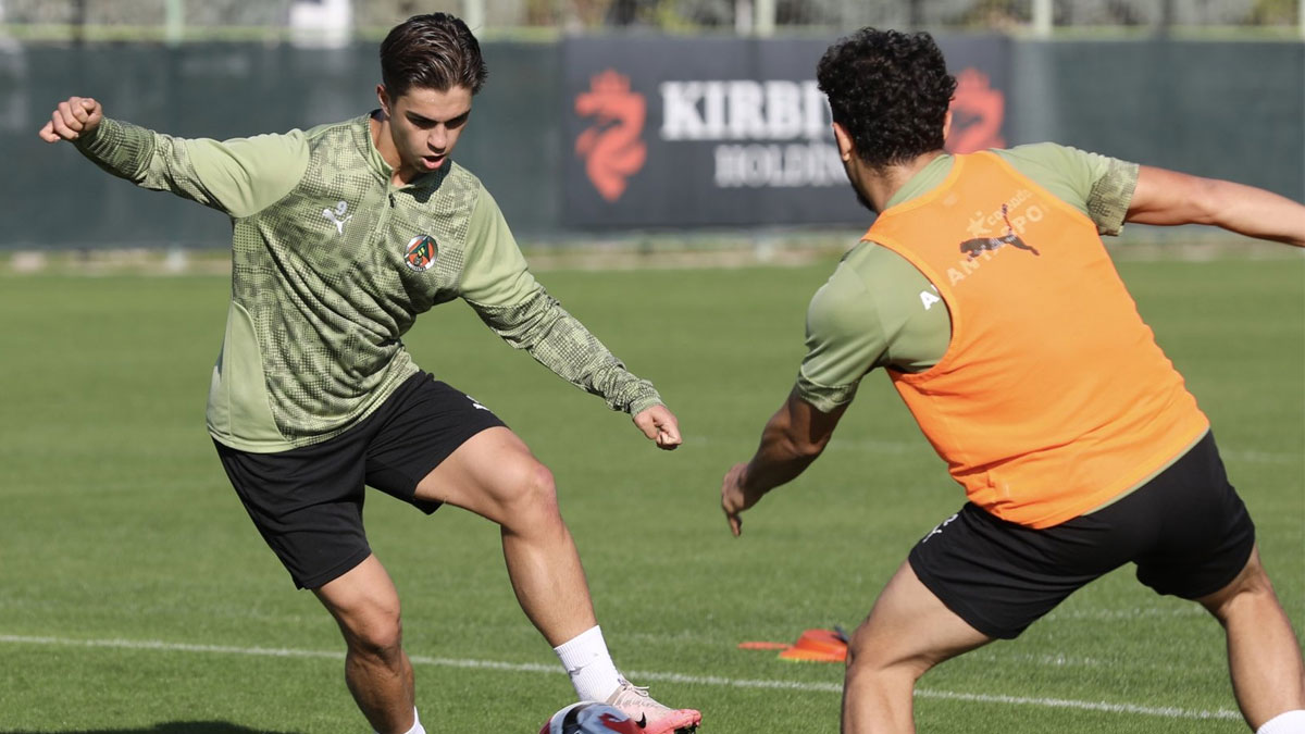 Alanyaspor kupa mesaisine başladı