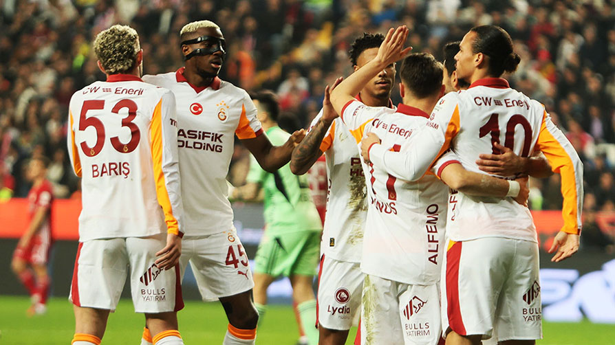 Deplasmandan 3 puan ile döndü! Galatasaray'dan 4 gollü zafer