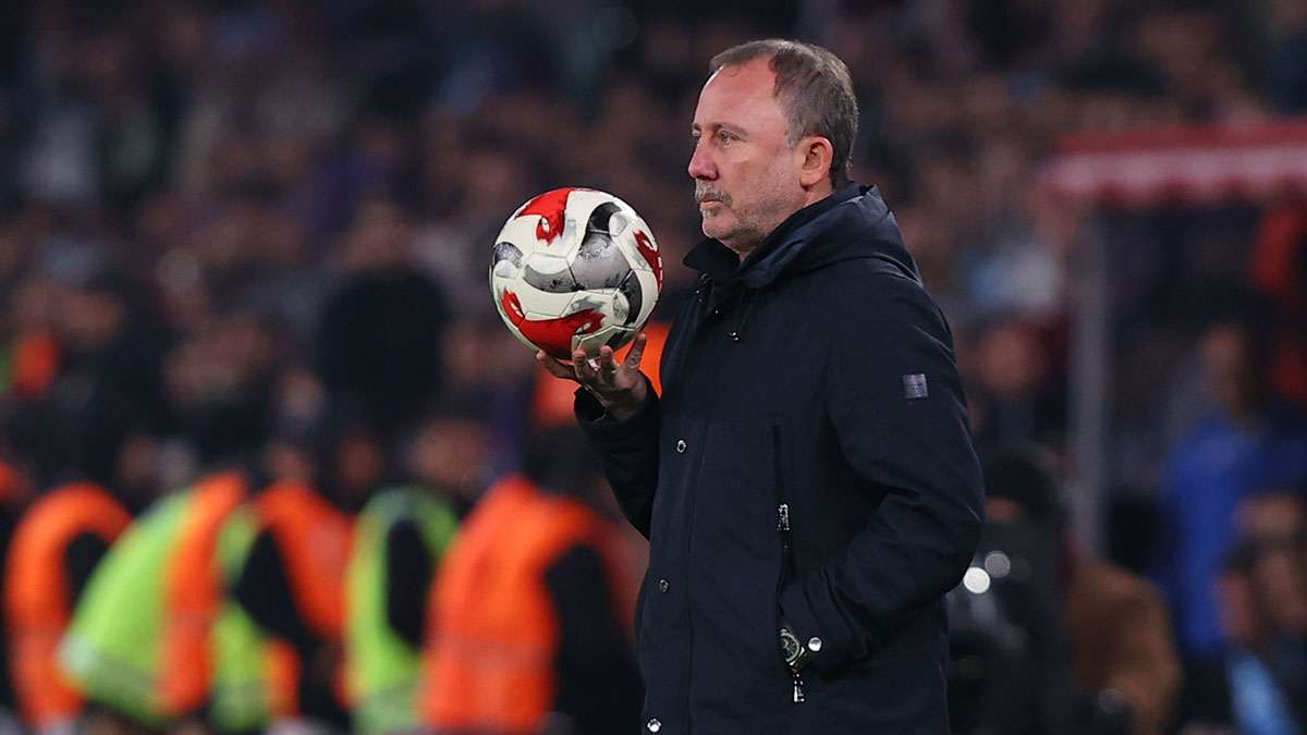 Sergen Yalçın isyan etti: Tiyatro izledik