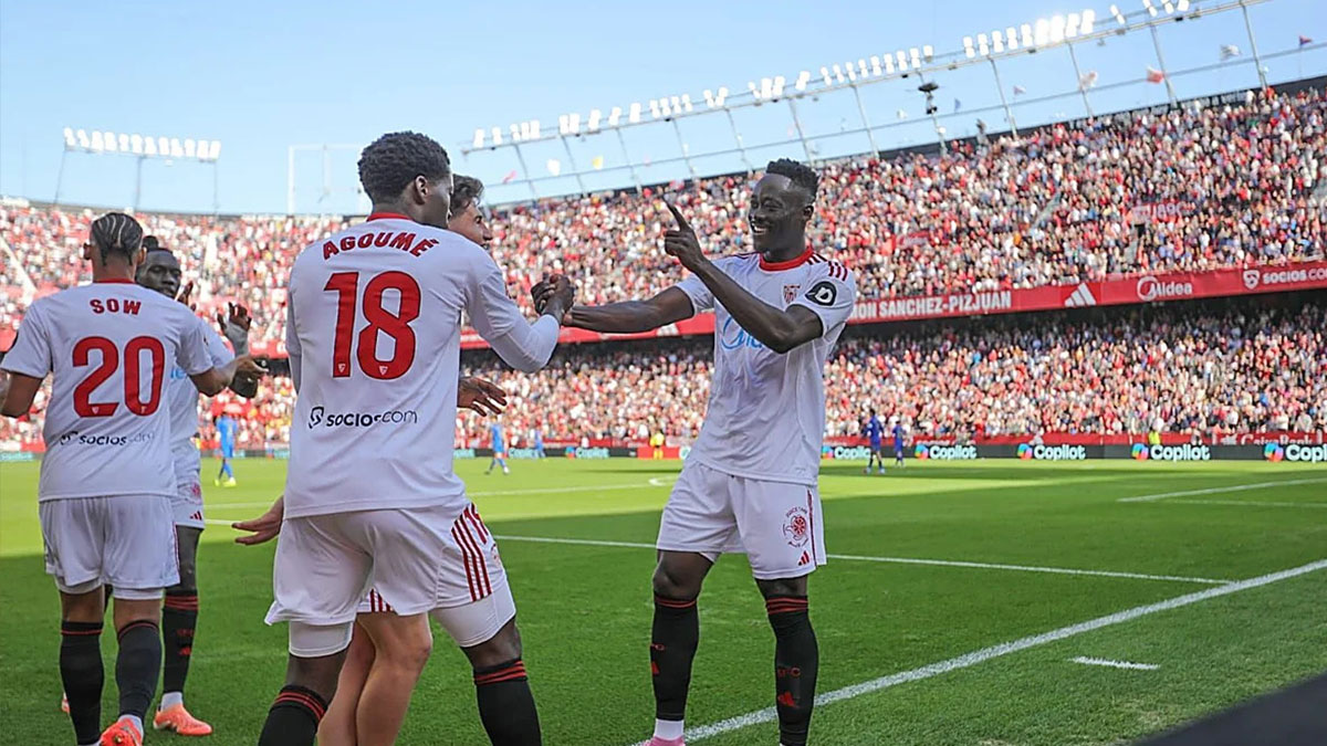 Sevilla, sahasında farklı kazandı