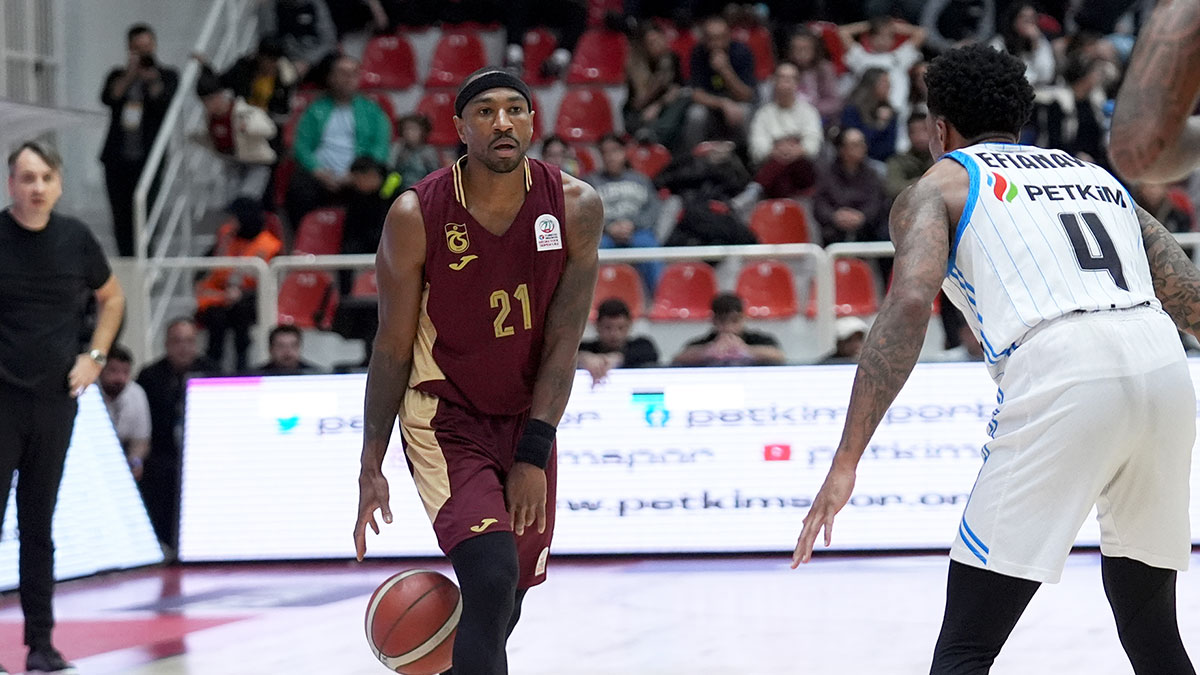 Trabzonspor, İzmir'de kazandı