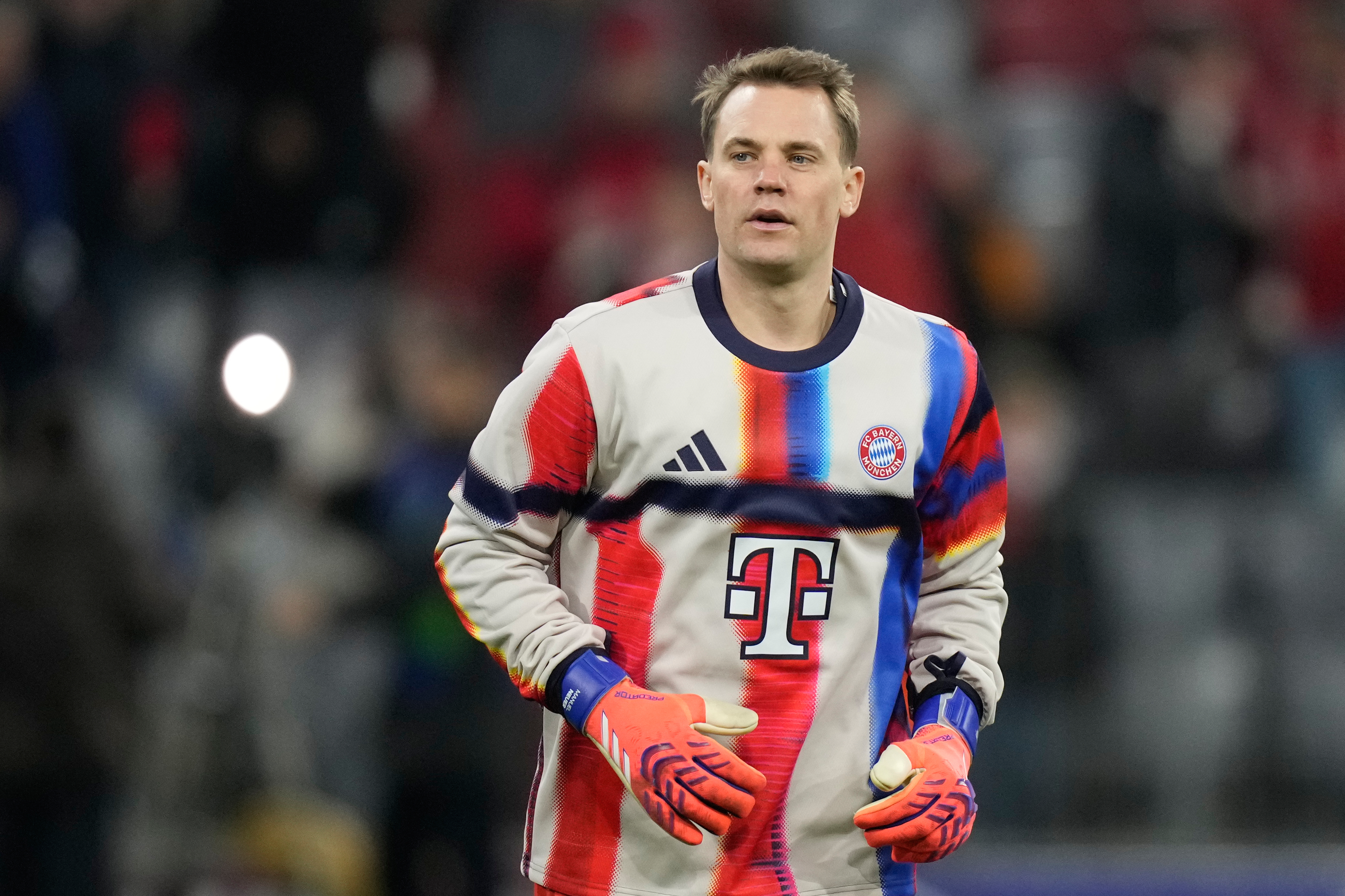 Bayern Münih'e Manuel Neuer'den kötü haber!
