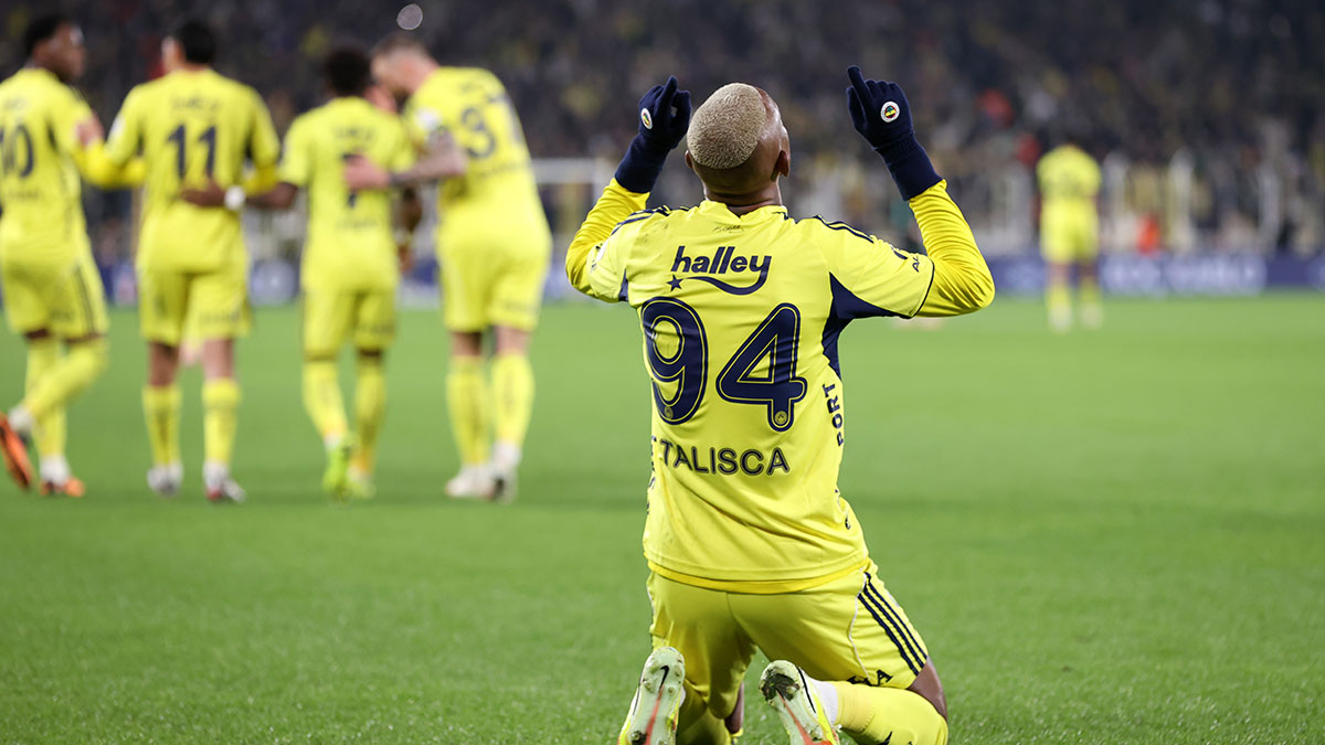 Fenerbahçe'de Talisca fırtınası!