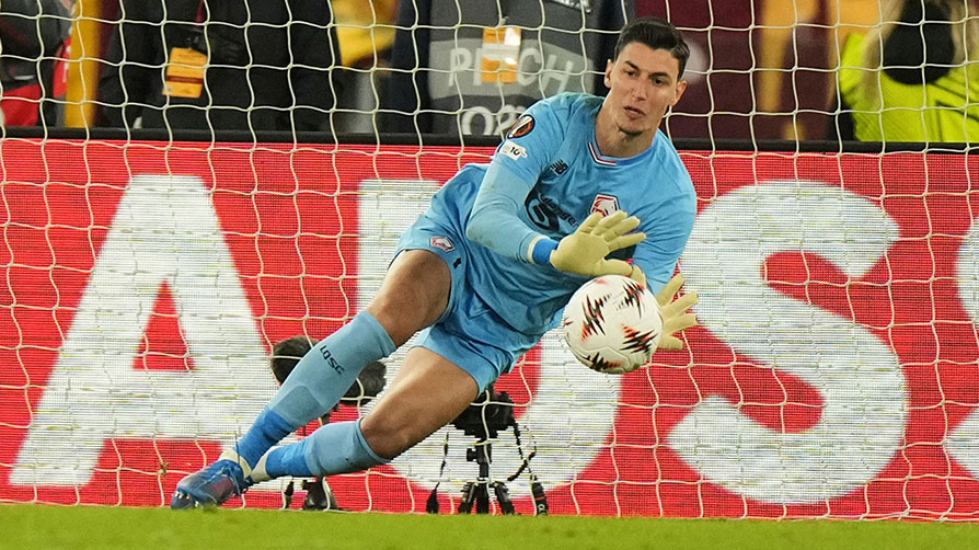 İtalyan devi takibe aldı! Milli kaleci için transfer iddiası