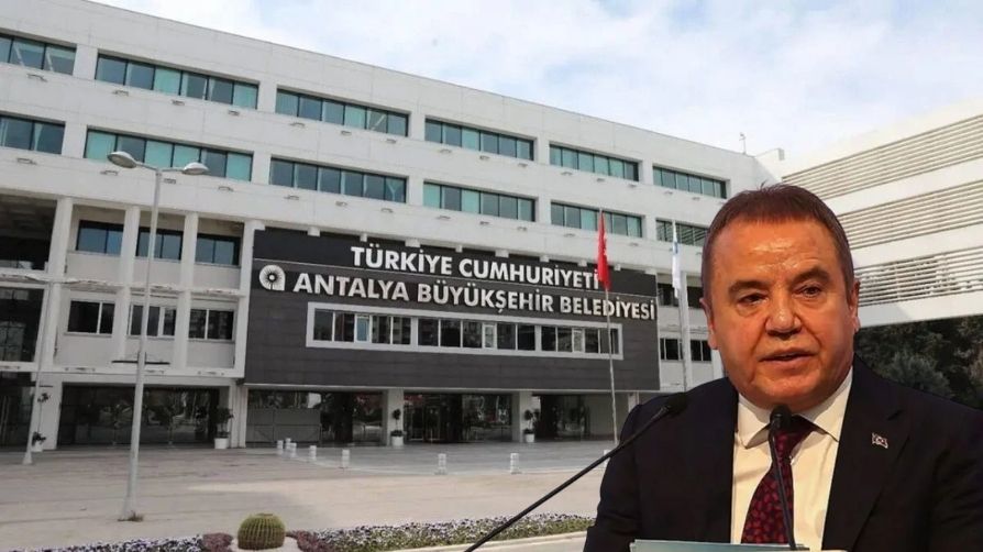 Antalya'da 'rüşvet' ve 'yolsuzluk' soruşturması... Tutuklu Böcek ek ifade verecek