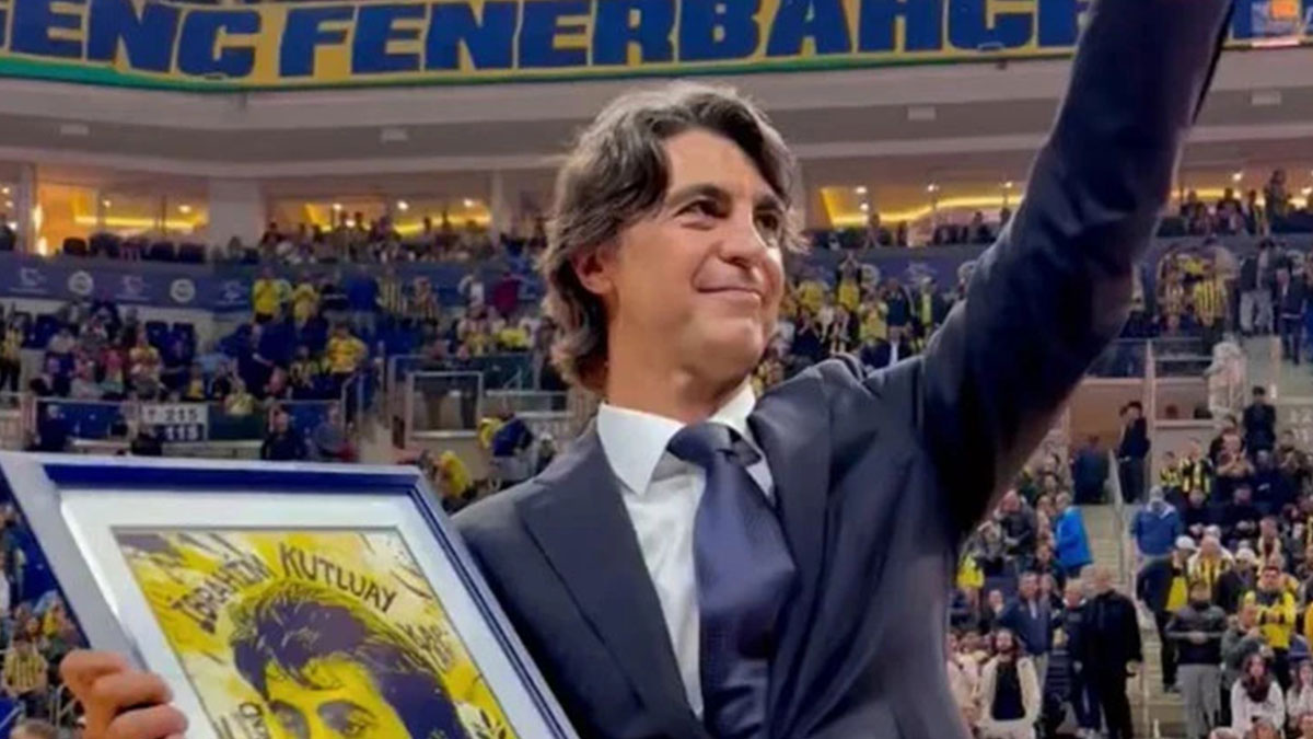 Fenerbahçe, İbrahim Kutluay'ı onurlandırdı