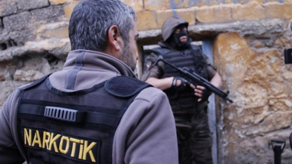 Piyasa değeri 30 milyon TL! Muş'ta zehir sevkiyatına büyük darbe