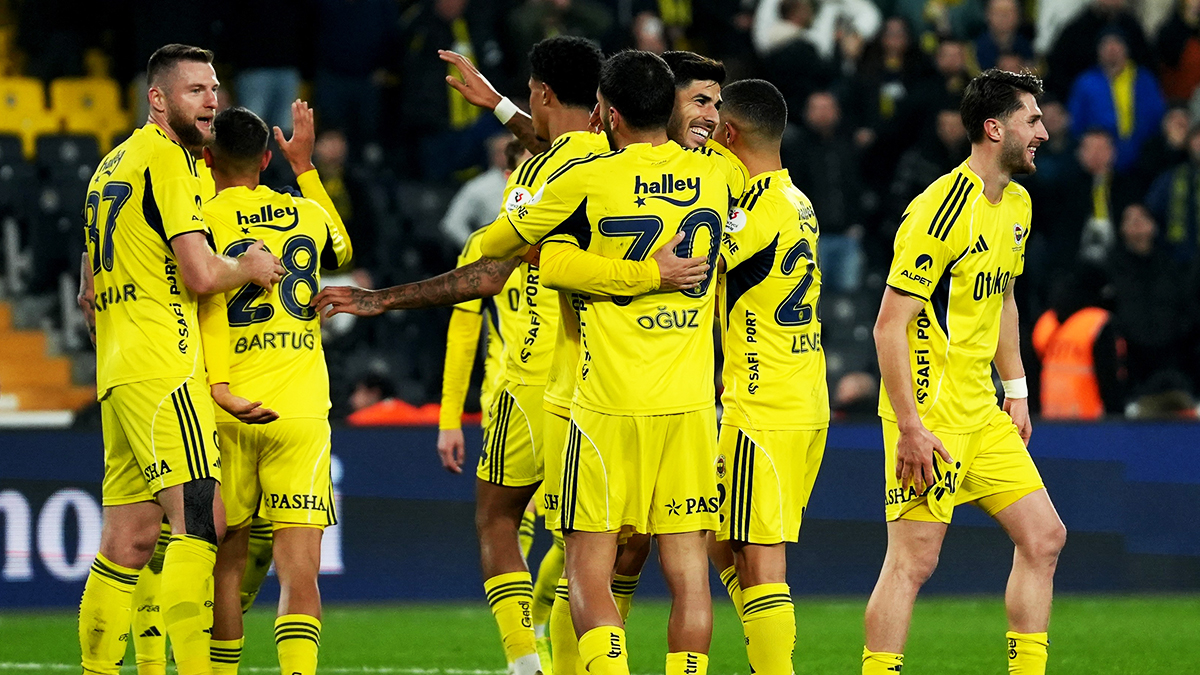 Fenerbahçe'de 5 eksik! Kanarya devreyi Eyüpspor maçıyla kapatıyor