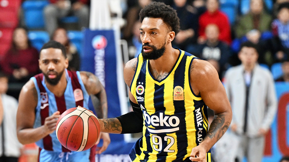 Trabzonspor, Fenerbahçe'yi farklı yendi