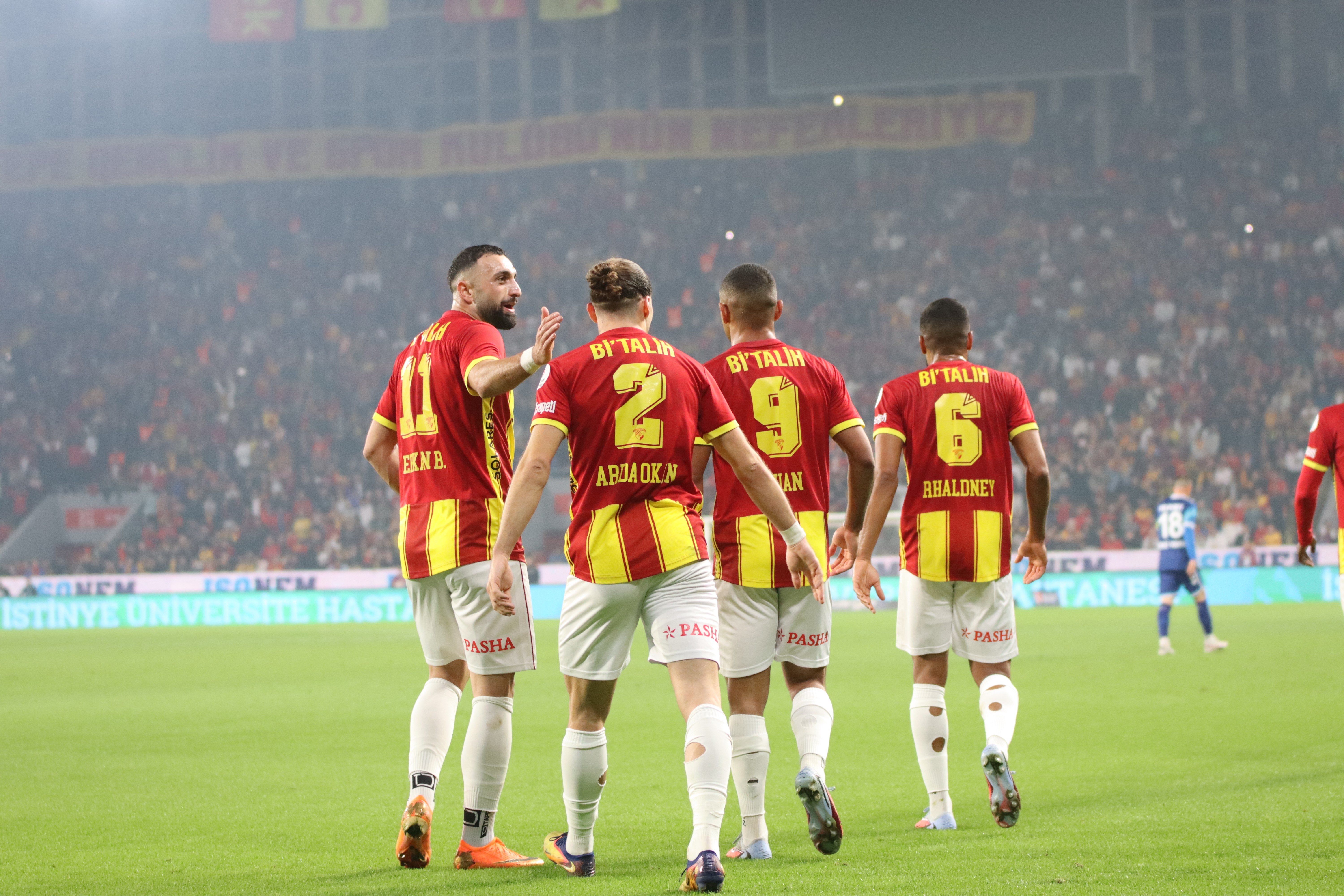 Süper Lig'in ilk devresinde en az gol yiyen takım Göztepe oldu