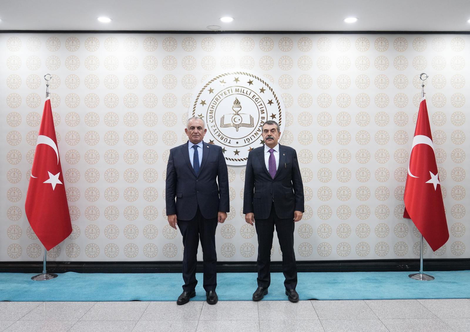 Turški in ciprski minister za izobraževanje okrepila sodelovanje