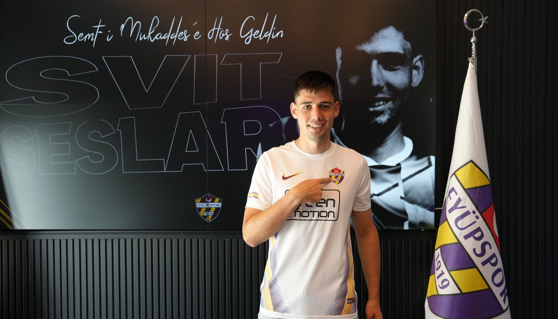 Eyüpspor prekinil sodelovanje s Svitom Seslarjem