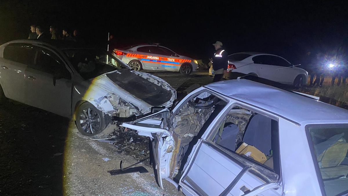 Siverek'te feci çarpışma: Çok sayıda yaralı var