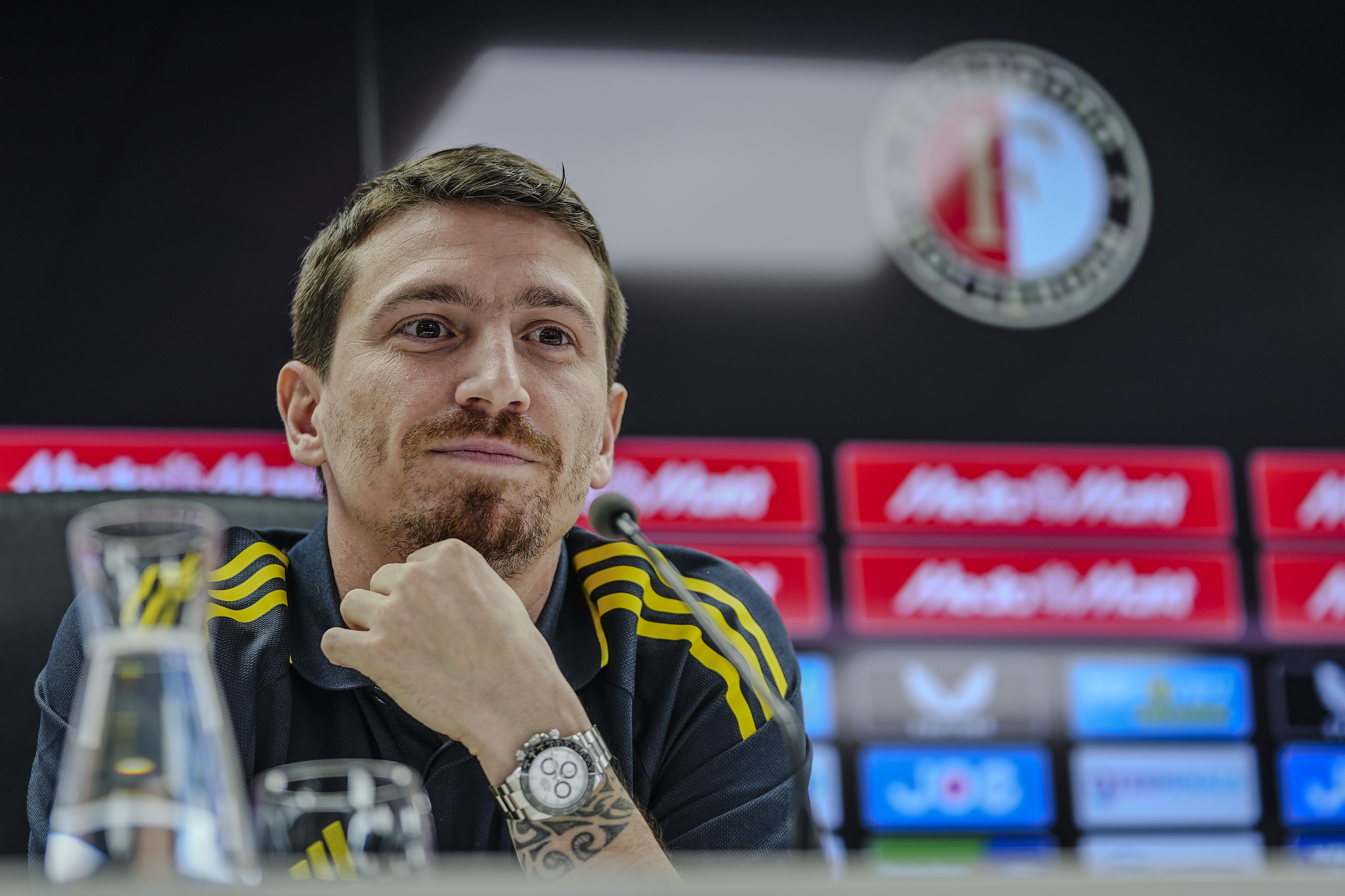 Zaprti nogometaš Mert Hakan Yandaş se je s pismom zahvalil navijačem Fenerbahçeja