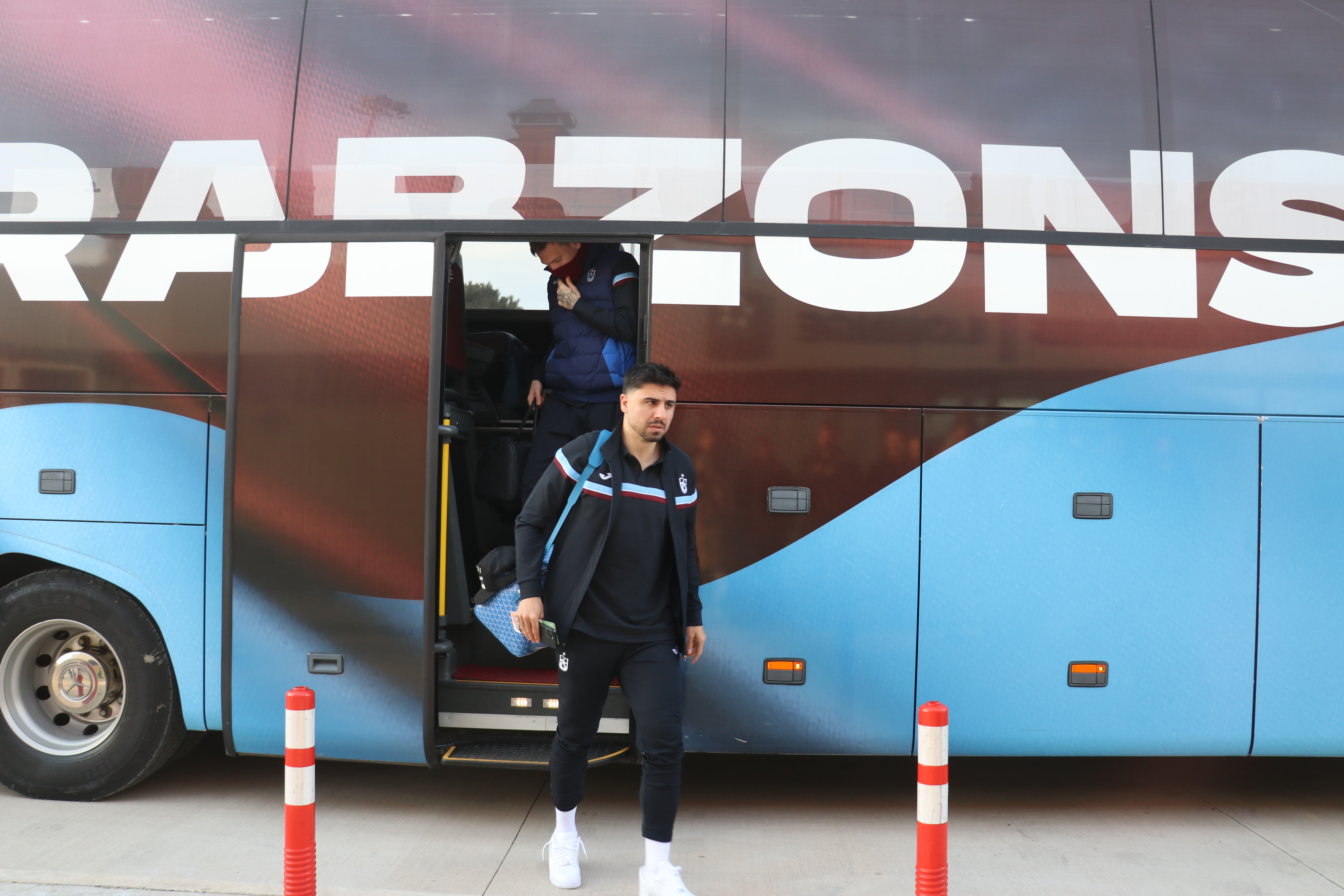 Trabzonspor kafilesi, Gaziantep'e gitti