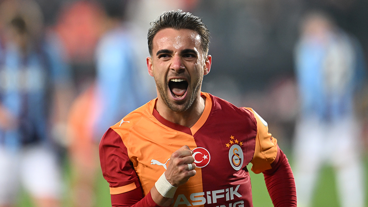 Yunus Akgün'den Sane'ye övgü: Çok önemli bir oyuncu