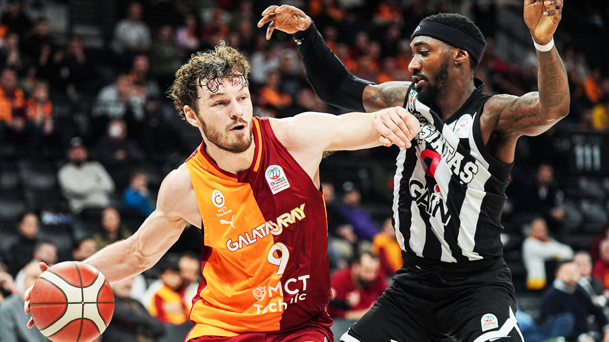 Pota derbisinde kazanan Galatasaray! Beşiktaş'a 16 sayılık fark