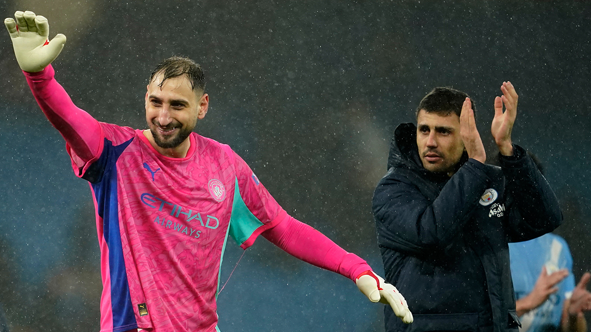 Donnarumma: Ederson ile iletişim halindeyiz