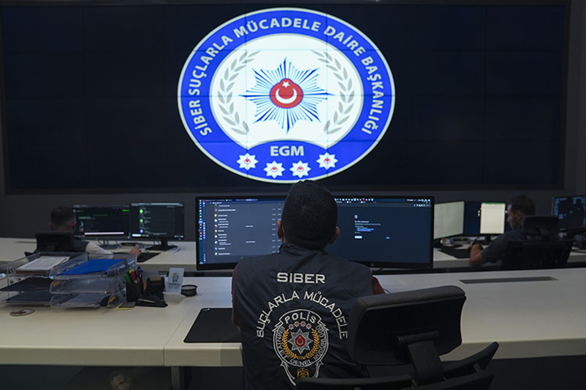 Emniyet, siber suçlarla mücadele kapsamında son bir haftada 28 ilde 350 şüpheliyi yakaladı