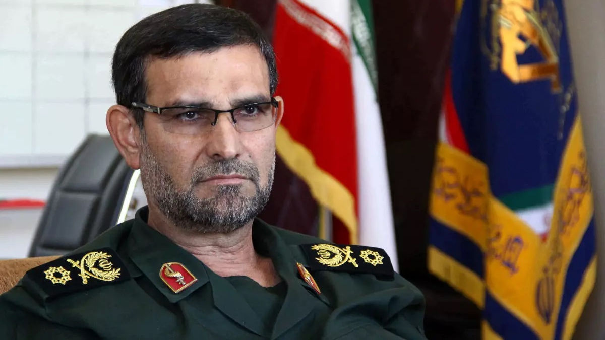 İran'dan Hürmüz resti: Karar çıkarsa Boğazı kapatırız