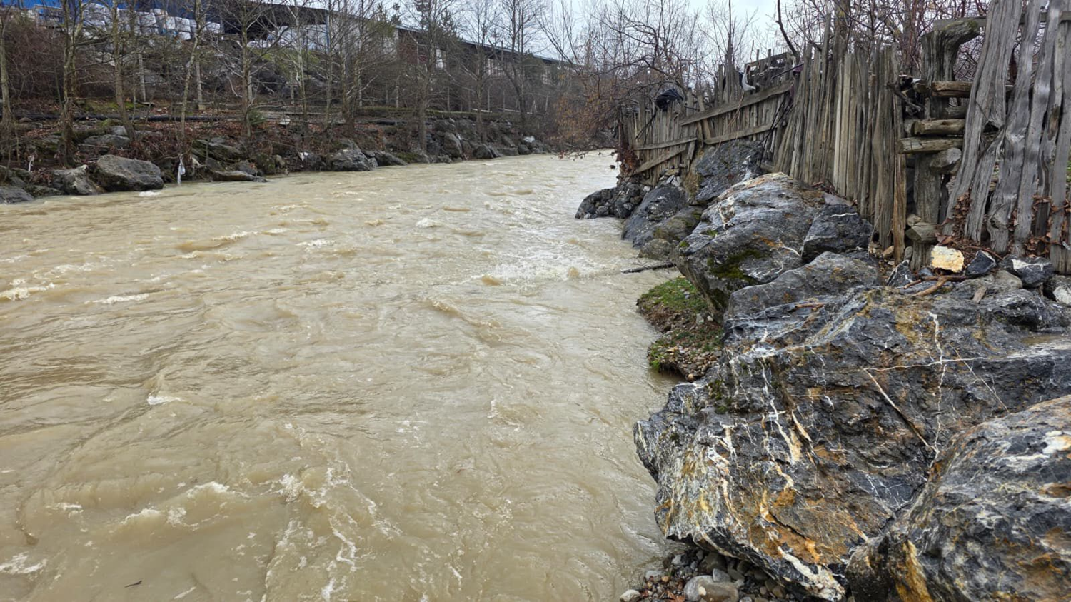 Isparta'da yaşlı adamın cesedi dere yatağında bulundu