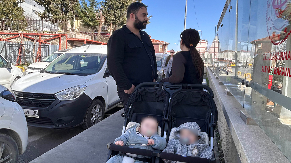 İstanbul'da sokak şiddeti! İkiz bebeklerin önünde dayak