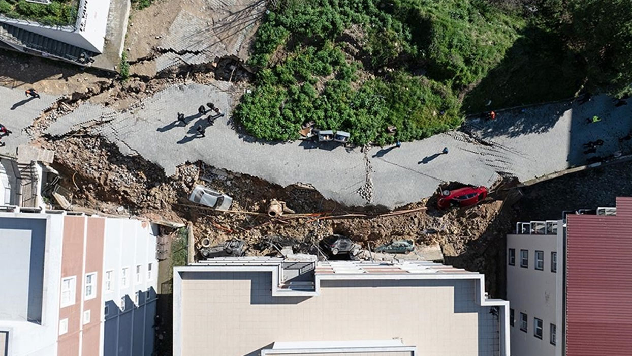 İzmir'de yağış sonrası istinat duvarı çökmüştü! Müteahhit gözaltına alındı