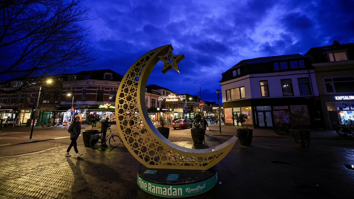 Ramazan hilali görüldü! Arap ülkelerinde ramazan coşkusu yarın başlıyor