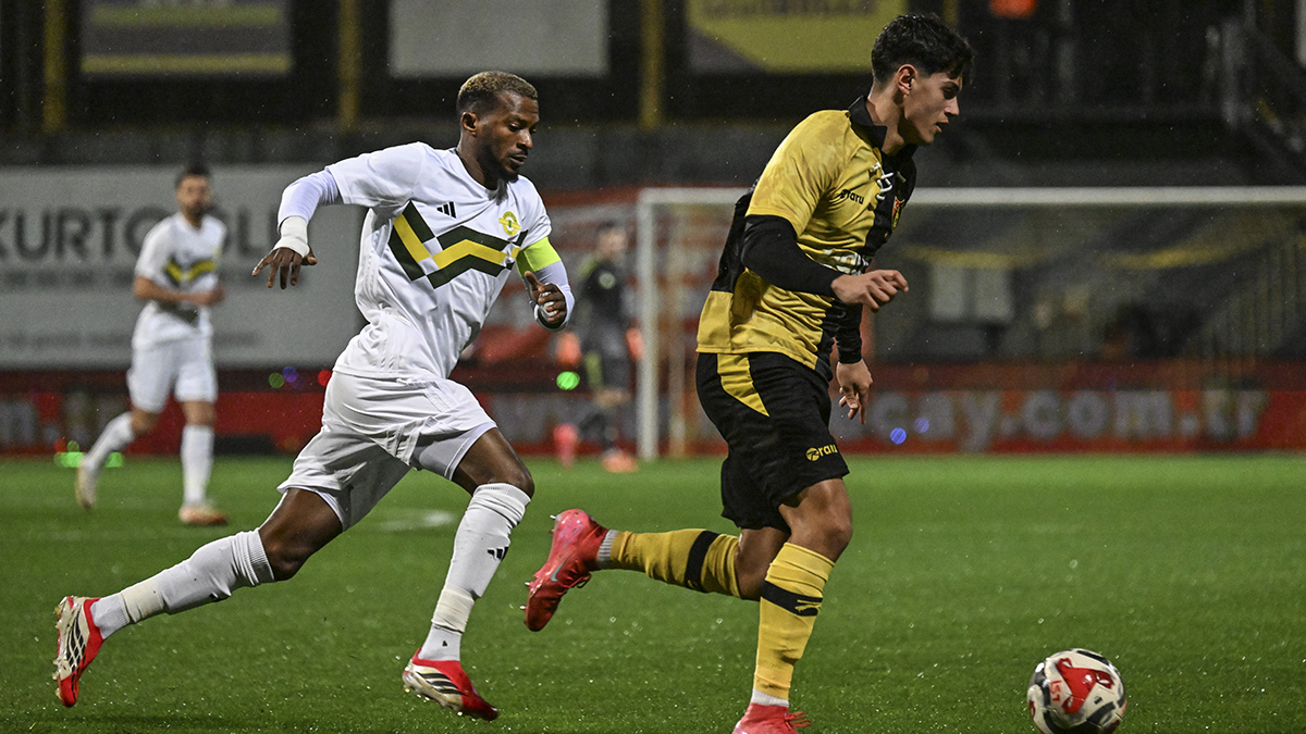 Esenler Erokspor 4 golle kazandı