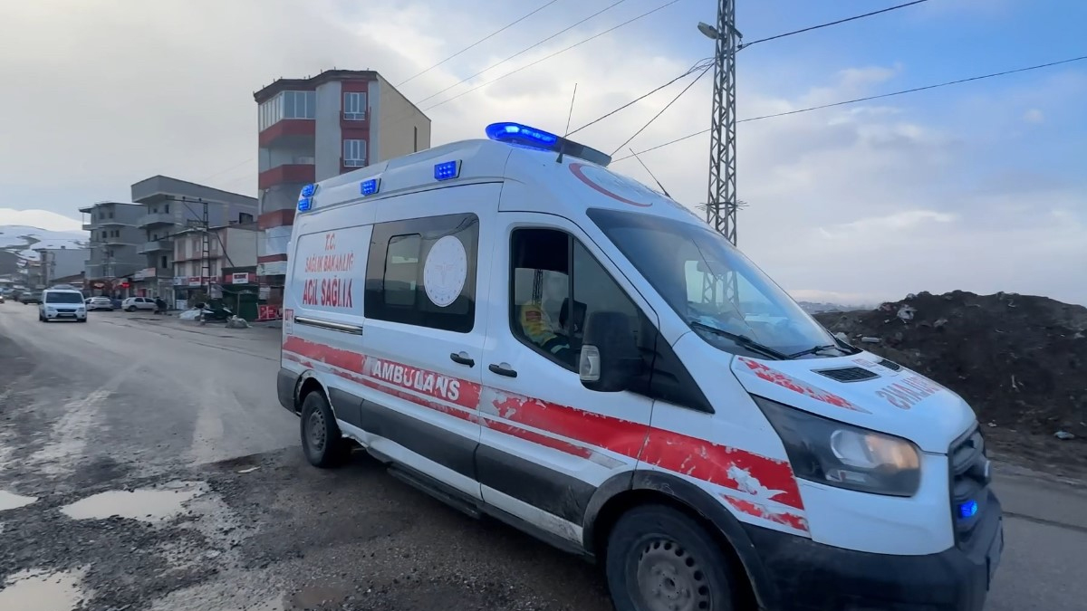 Yüksekova'da silahlı dehşet: Genç hastanede kurtarılamadı