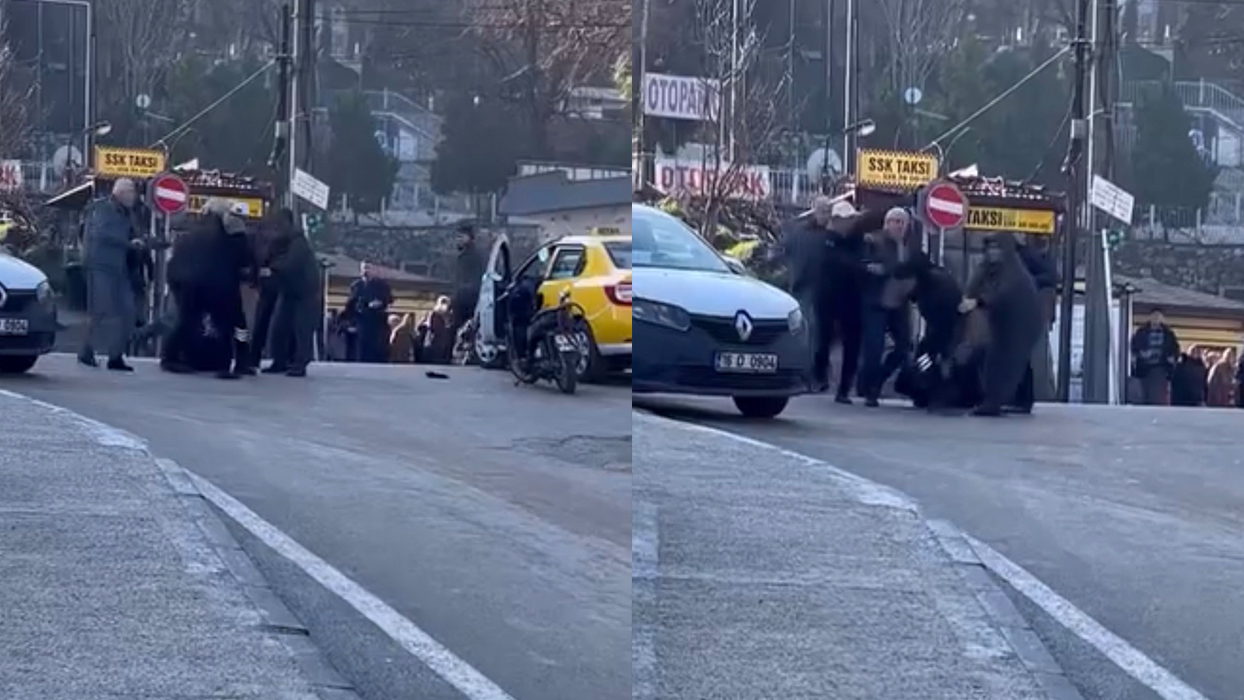 Yol verme kavgasında tekmeler havada uçuştu