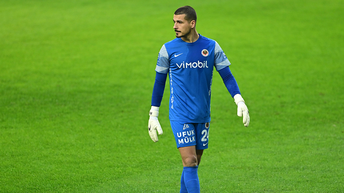 Portekiz'de kalede değişiklik! Süper Lig'den file bekçisi davet edildi