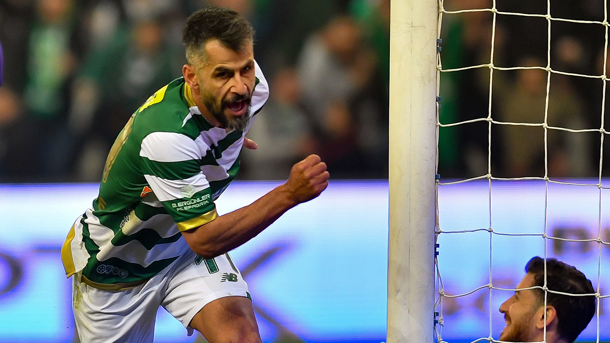 Bursaspor şampiyonluk yolunda hata yapmadı