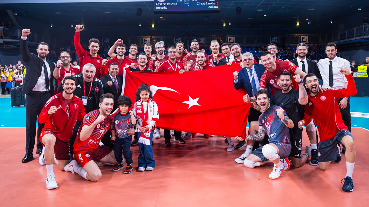 Ziraat Bankkart deplasmanda set vermedi! Avantajı kaptı