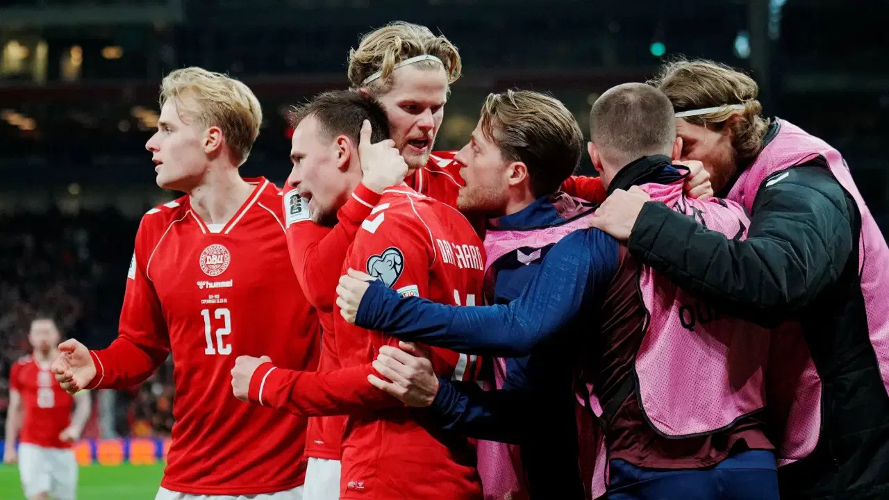 Danimarka, Kuzey Makedonya'yı 4 golle geçti