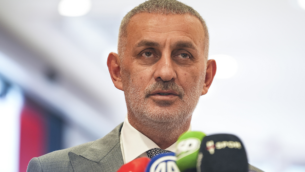 İbrahim Hacıosmanoğlu: Bir bakmışsınız kupanın sapından tutup Amerika'dan dönüyoruz