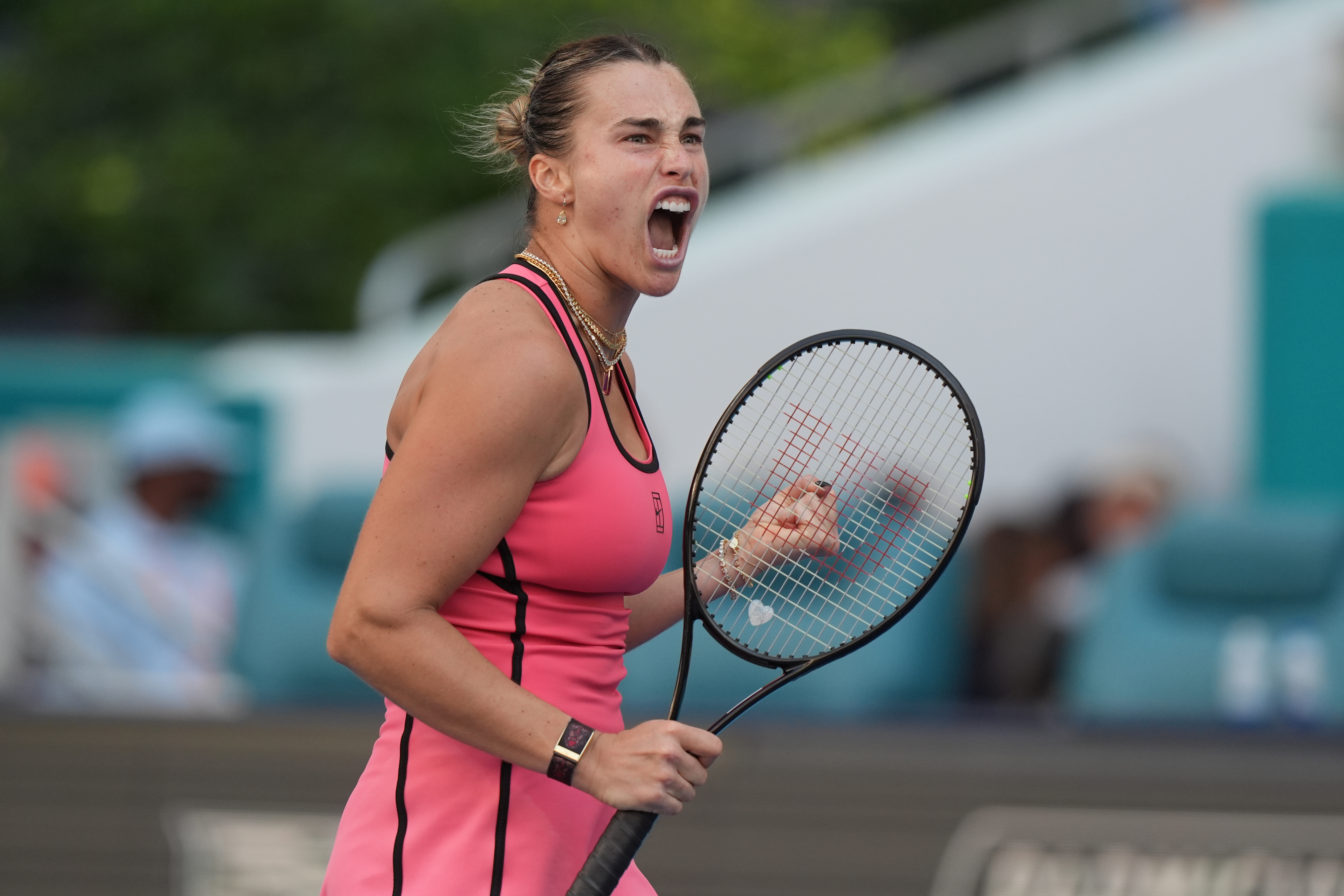 Finalde rakibini devirdi! Aryna Sabalenka üst üste 2. kez şampiyon oldu