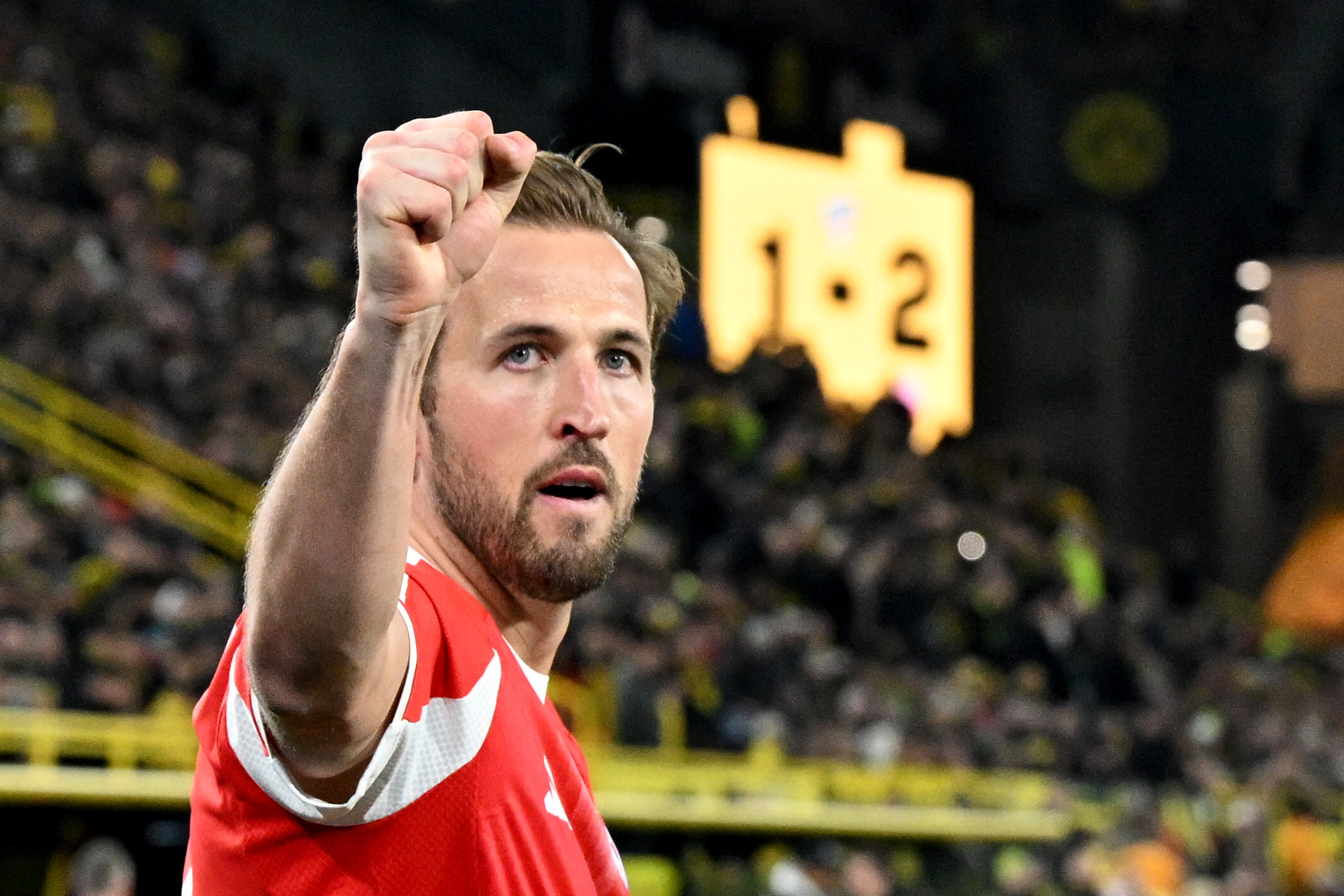 Uli Hoeness: Isak 150 milyon euro ise Harry Kane 250 milyon euro