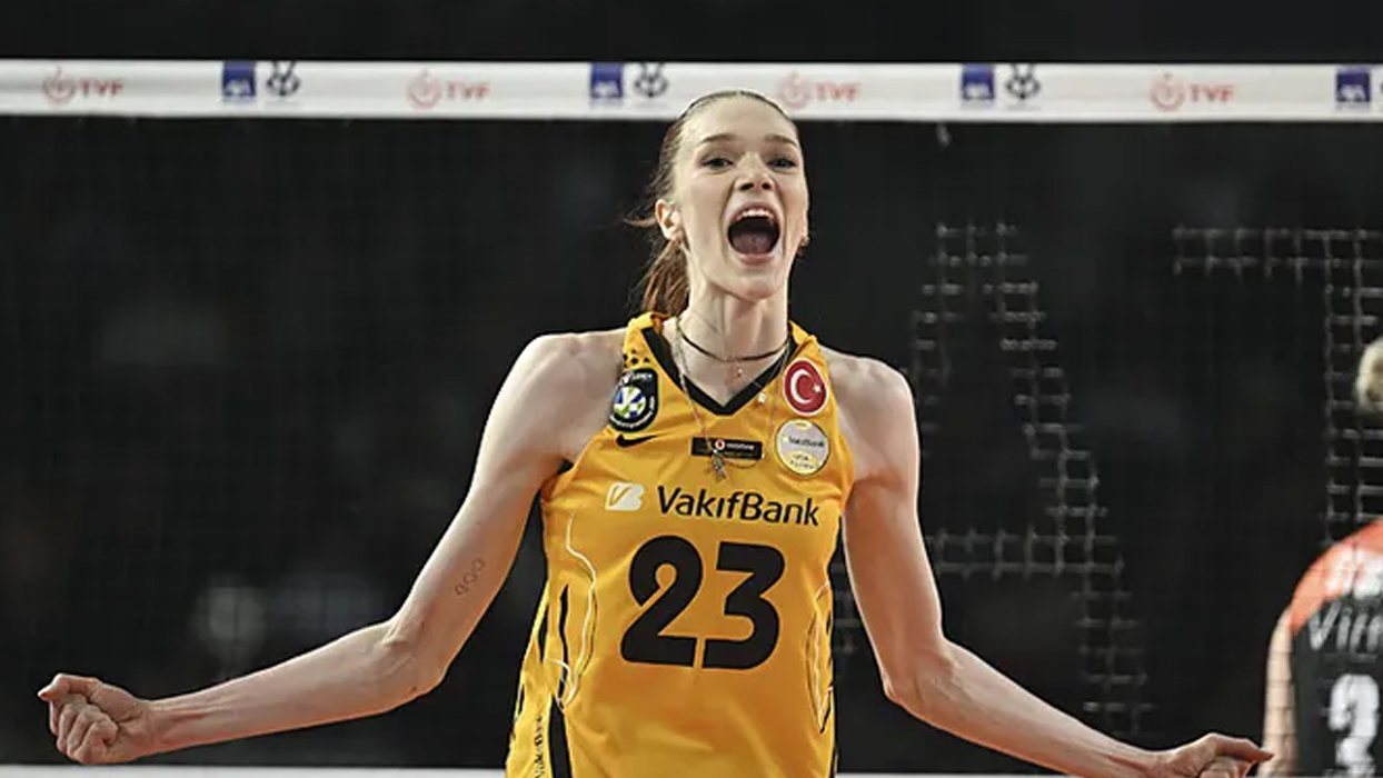 VakıfBank seriye galibiyetle başladı