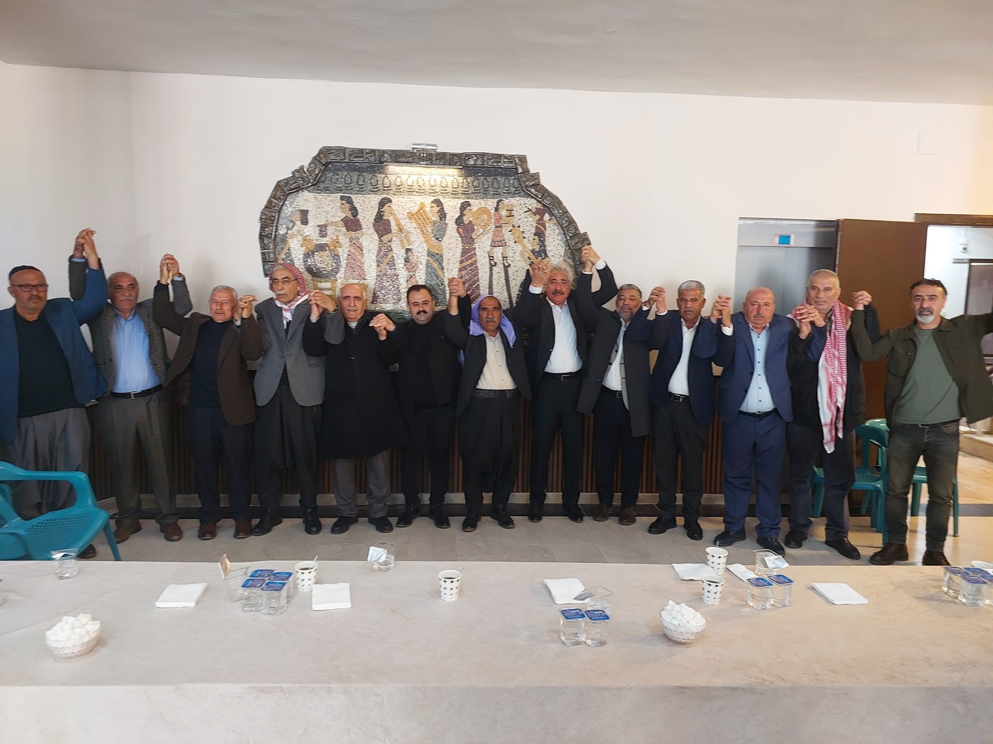 Kavgalı aşiretler barıştı: Viranşehir'de kan davası barışla son buldu