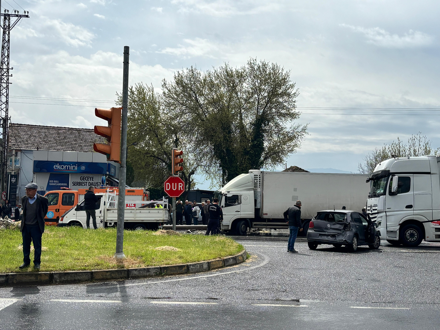 Aydın'da kahreden olay... Devrilen direk can aldı