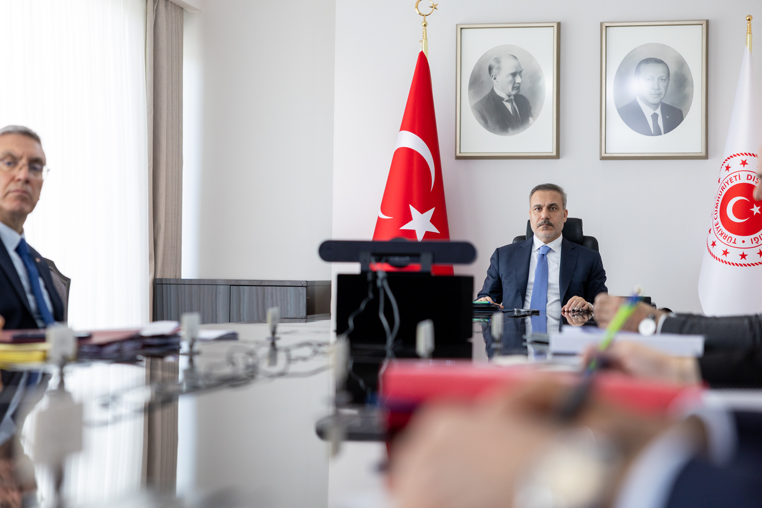 Bakan Fidan'dan Hürmüz Boğazı diplomasisi: Birleşik Krallık toplantısına katıldı