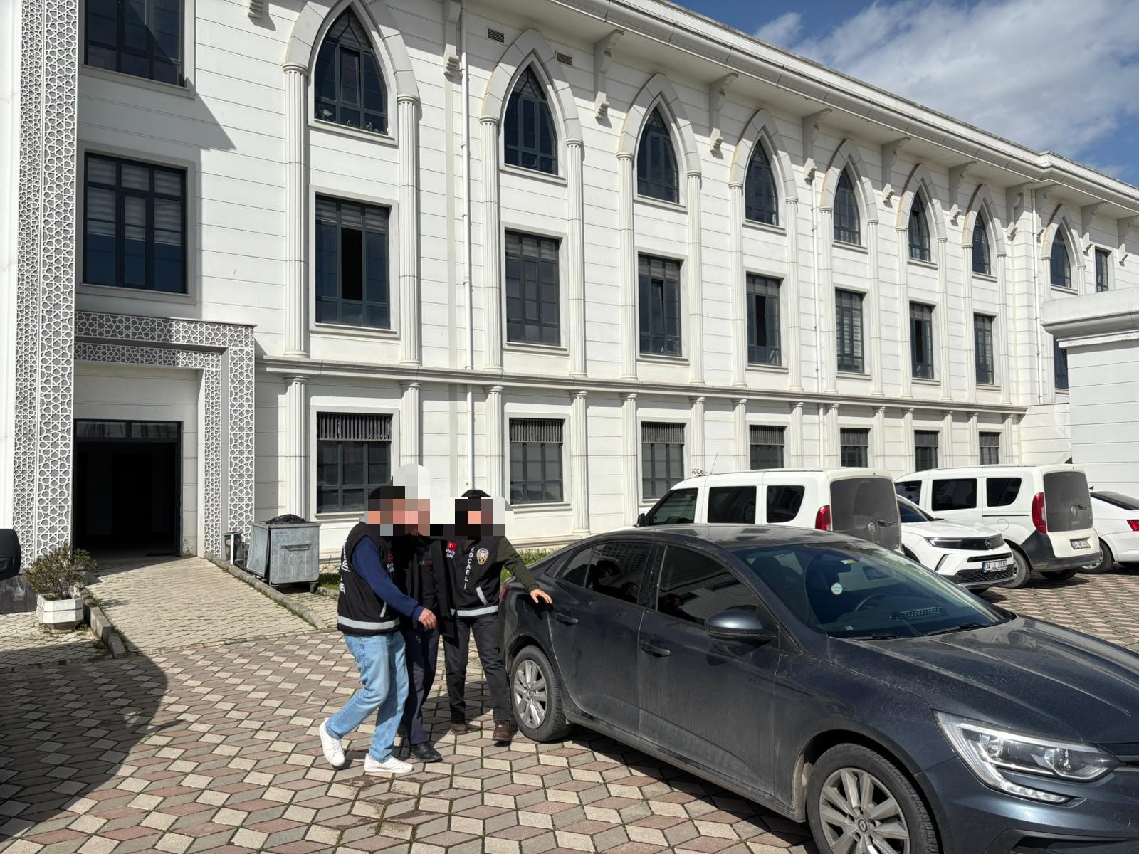 Darıca'da dehşet: Tırın altına saklanıp kardeşine pusu kurdu