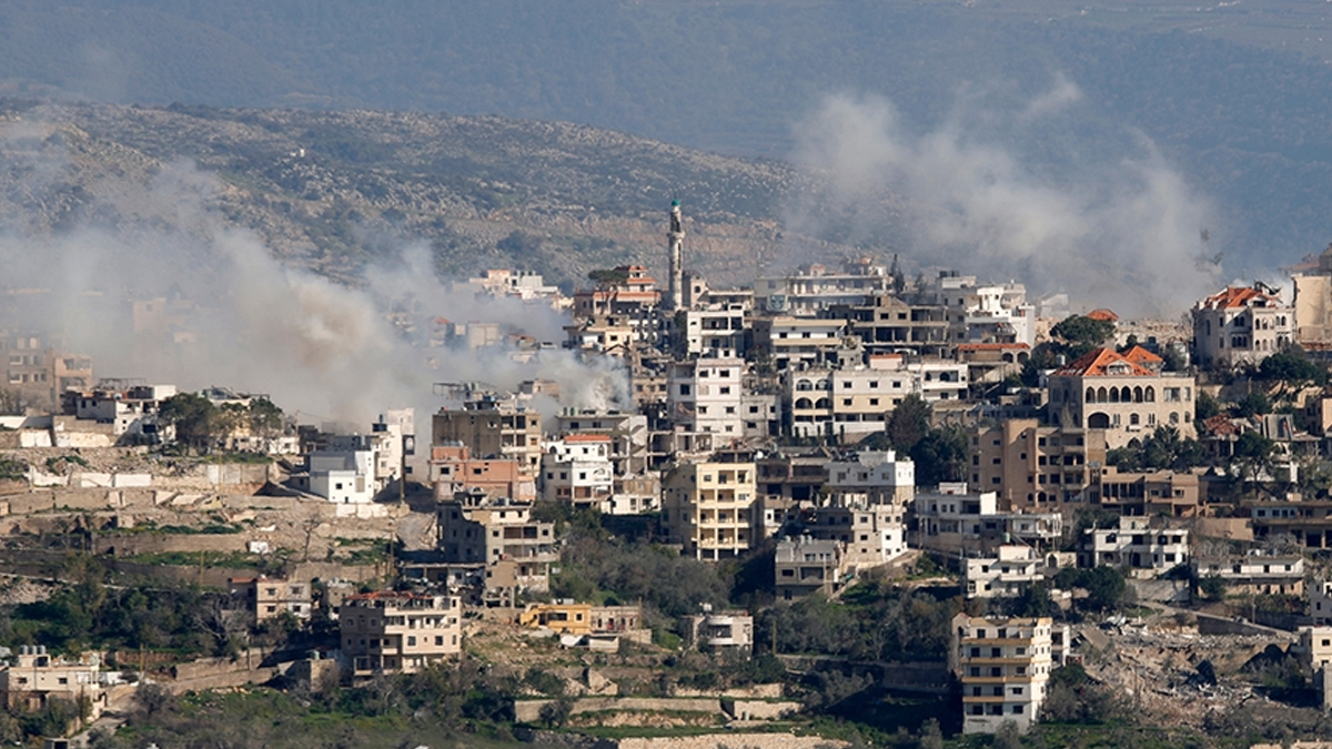 Katil İsrail'in saldırıları sürüyor! Lübnan'da can kaybı 1345'e yükseldi
