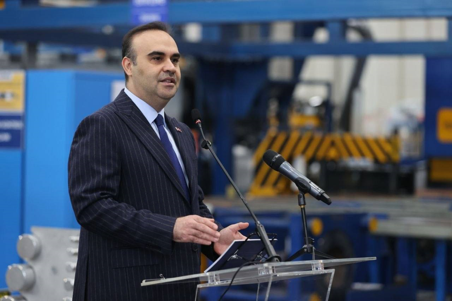 Bakan Kacır: Milletimizin 60 yıllık yerli ve milli otomobil özlemini Togg ile gerçeğe dönüştürdü