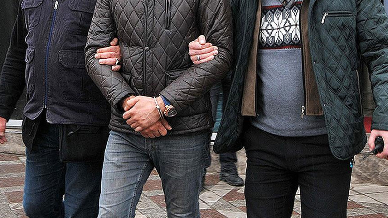 Erzurum'da göçmen kaçakçılığına darbe: 2 şüpheli tutuklandı